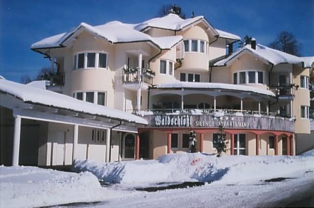 Waldschloessl Aparthotel Latschach ober dem Faakersee Exterior photo