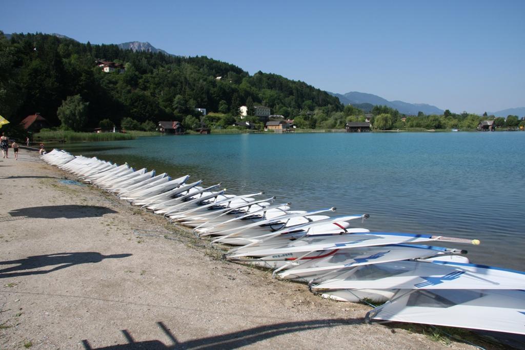 Waldschloessl Aparthotel Latschach ober dem Faakersee Exterior photo